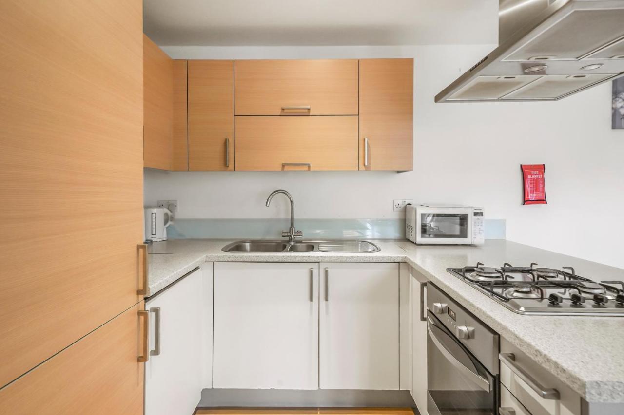 Luxnightzz - Two Bed - Close To North Station And Hospital كول شيستر المظهر الخارجي الصورة